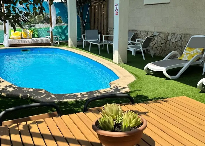 Casa De Verano 펜션 피네다데마르